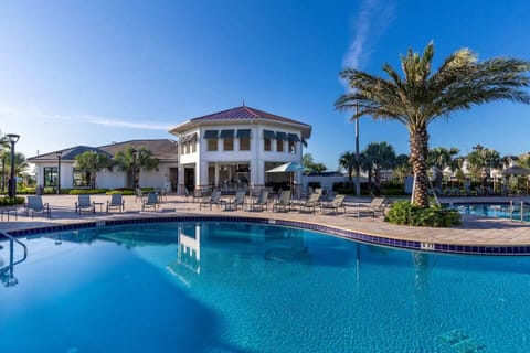 Storey Lake Clubhouse & pools