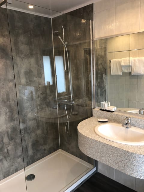 Room (Cool Village Side) | Bathroom shower