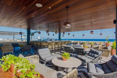Rooftop 360 view