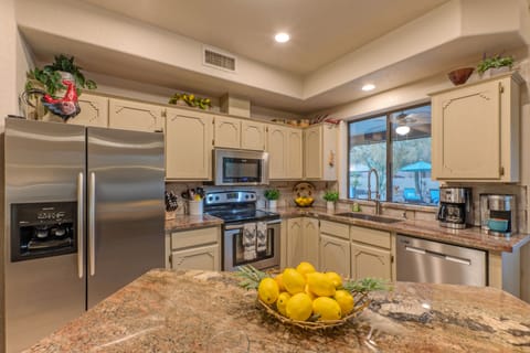 Your chef will love prepping and serving gourmet cuisine in our modern and well stocked kitchen.