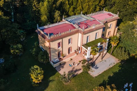 Le château de Larunque
