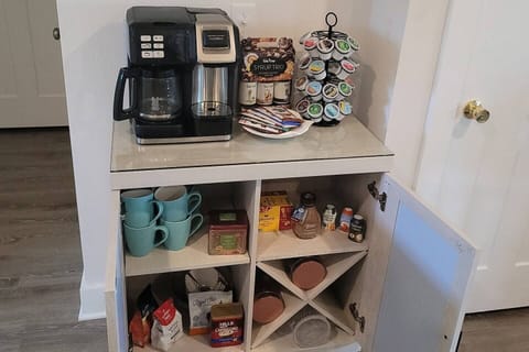 ... AND the exclusive LC Coffee Bar!