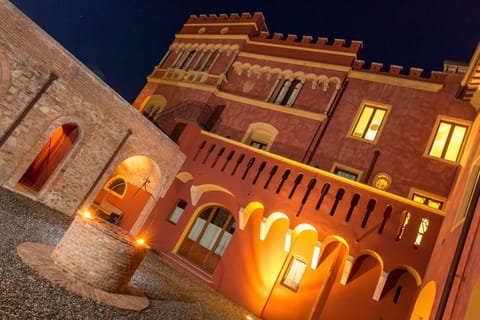 Front of property - evening/night