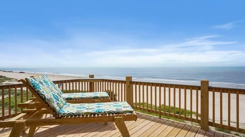 Beachfront view from the spacious outdoor deck!