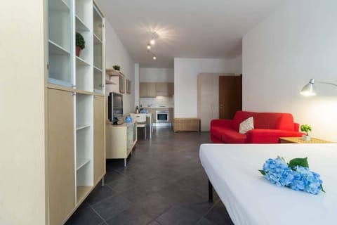 living room Galleria Roma Studio - Solo Affitti Brevi large studio apartment in the historic center, free wifi
