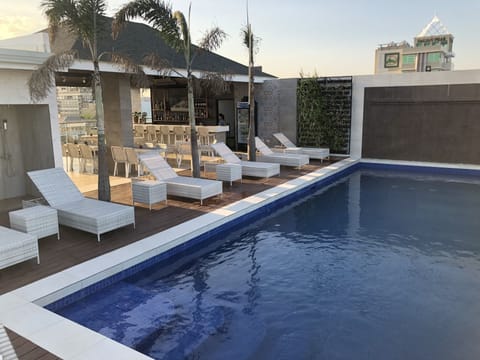Sundeck