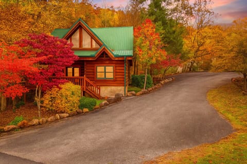 Family cabin retreat surrounded by stunning fall colors