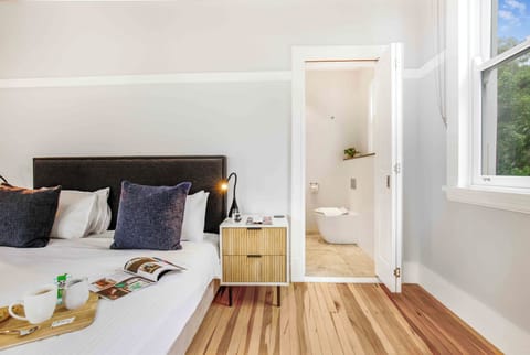 Ensuite