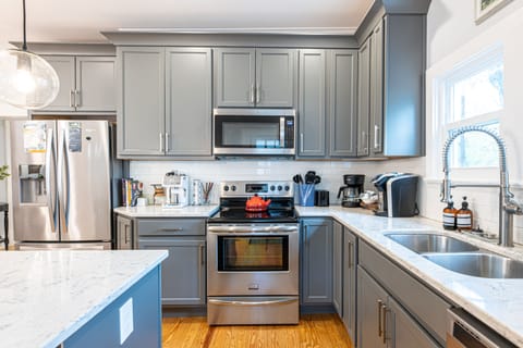 Fully Stocked Kitchen
