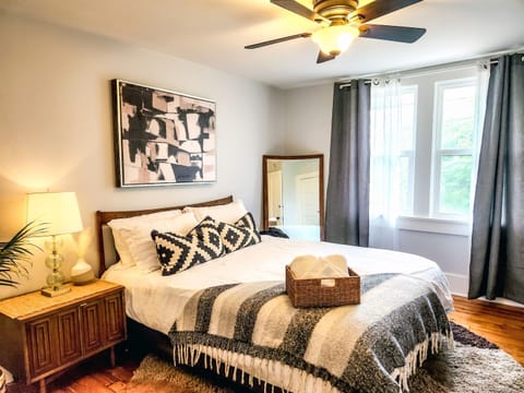 Upstairs Queen Bedroom