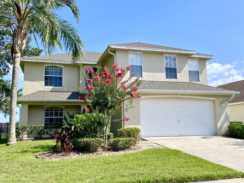 Large family home that's designed for both short getaways and relaxing extended stays. 
