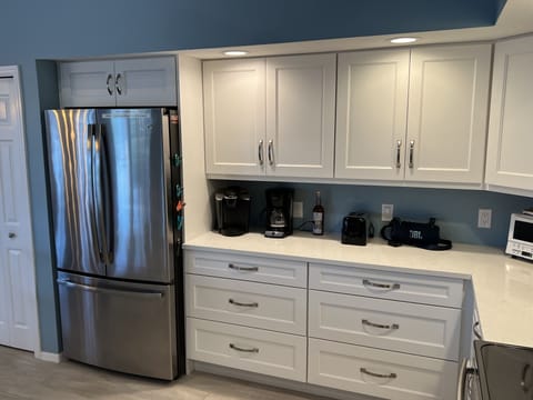 Fully Stocked Kitchen (you bring the food) 