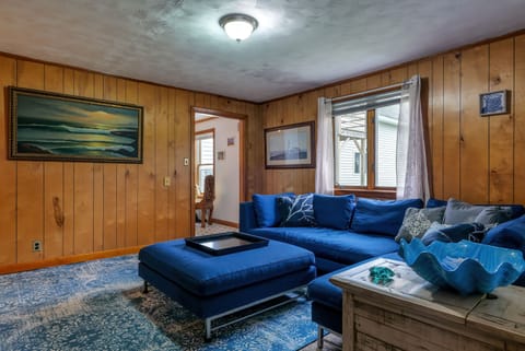 Spacious Living Room Complete with 50 inch Roku TV