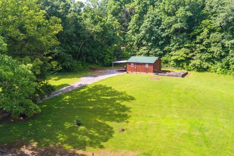 New Concord Vacation Rental | 625 Sq Ft | 1BR | 1BA | 4 Steps to Access