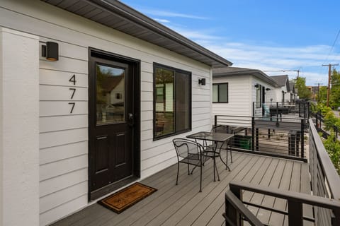 Entryway to the unit!