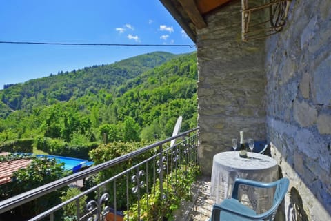 Family House, 3 Bedrooms, Balcony (Casa Le Meriche) | Balcony