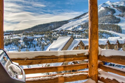 The sun catches the snow beautifully | Exterior