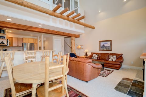 The open concept living area is great for entertaining | Main Level