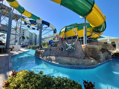 4 DAILY FREE WATER PARK PASSES