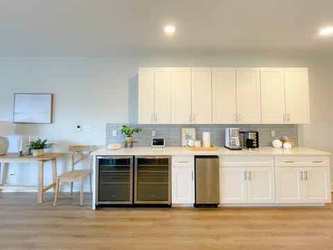 Dry bar: 2 mini fridges, ice maker and coffee station 