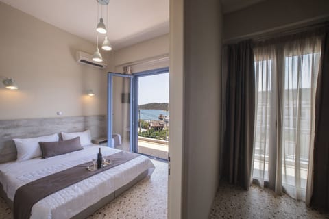 Apartment, Sea View | Free WiFi, bed sheets
