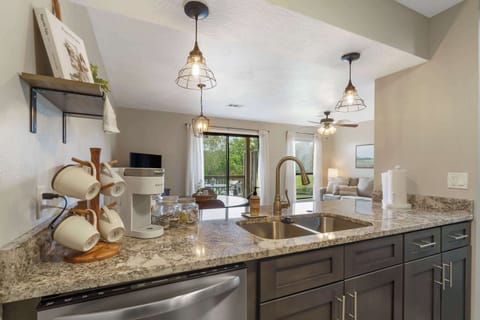Condo, 1 King Bed with Sofa bed, Patio, Golf View (Troon Golf Bungalow) | Interior