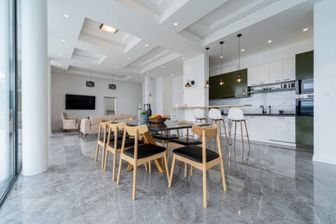 Kitchen and dining area