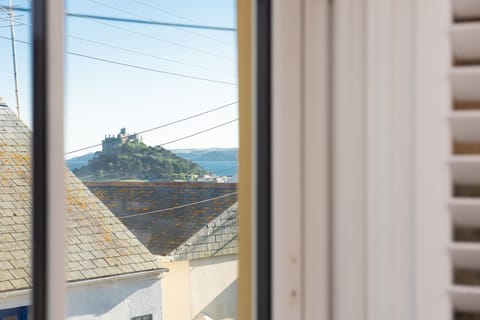 View of St Michael's Mount from the property - Eastleigh Cottage