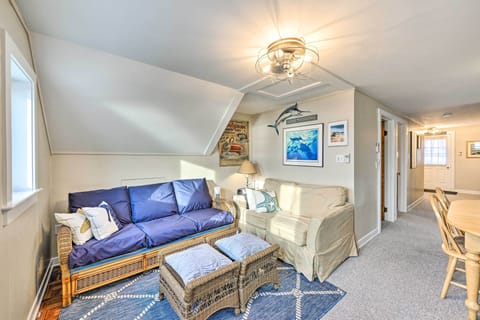 Wildwood Crest Vacation Rental | 2BR | 1BA | 2 Staircases to Access | 650 Sq Ft