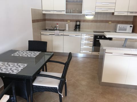 Kitchen and dining area