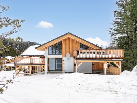 Holiday Home Exterior [winter]