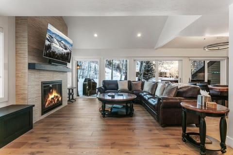 Architecture, Building, Furniture, Indoors, Living Room