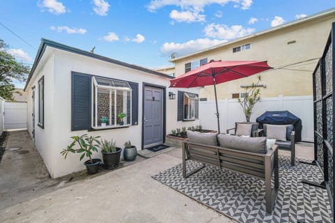 Adorable beach cottage with private outdoor patio. 