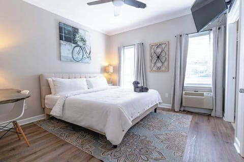 With soft, 100% cotton sheets and a gel memory foam mattress, you'll have the best night of sleep since you were a baby.
