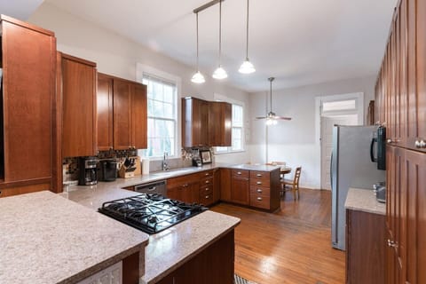 Enjoy cooking again in this large kitchen packed with all the essentials and more.