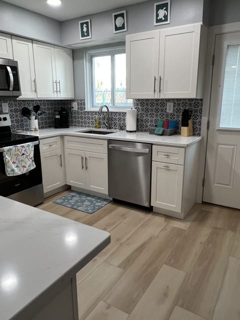 Fully supplied kitchen