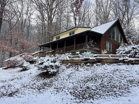 Winter at The Mystical Mountain.  Snow Just Enough. 