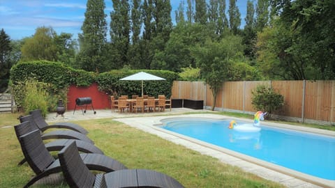 Swimming Pool, Landers, Bolthole Retreats