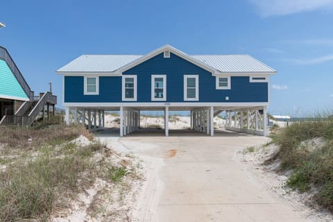 Blue Hideaway, 2888 Ponce De Leon Court, Fort Morgan, Alabama, beach front, 3 bedroom beach house