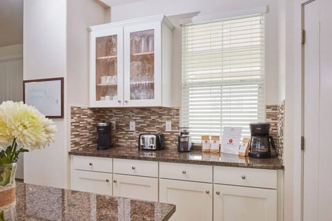 It's brew-tiful day! - Coffee anyone?