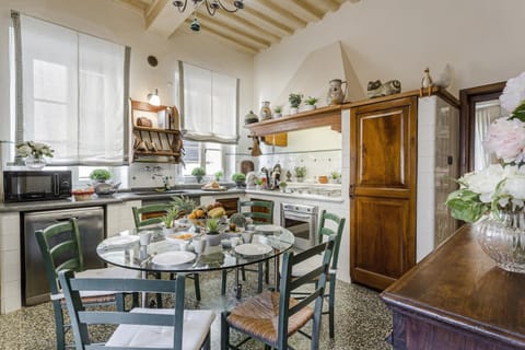 Apartment | 4 bedrooms