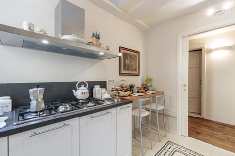 Apartment | 5 bedrooms, WiFi