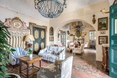 Villa | 8 bedrooms, WiFi