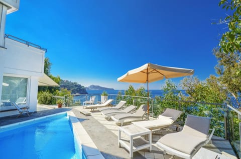 House, Smoking | 5 bedrooms