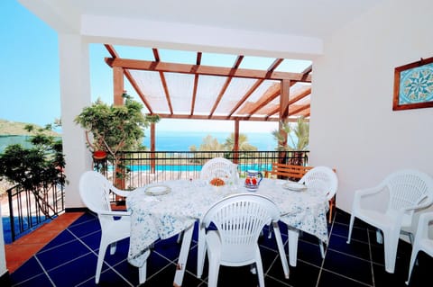 House, Smoking | 2 bedrooms