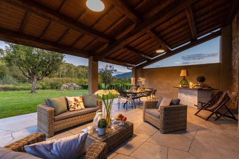 Villa, Smoking | 5 bedrooms