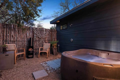 Private hot tub and fire pit