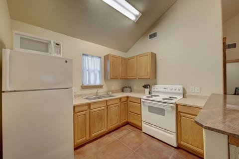 Full size fridge & stove