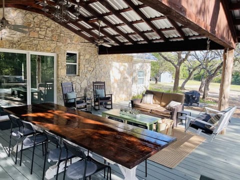 Farmhouse large deck