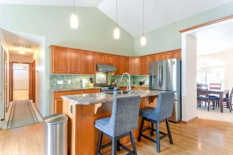 Large fully stocked kitchen 